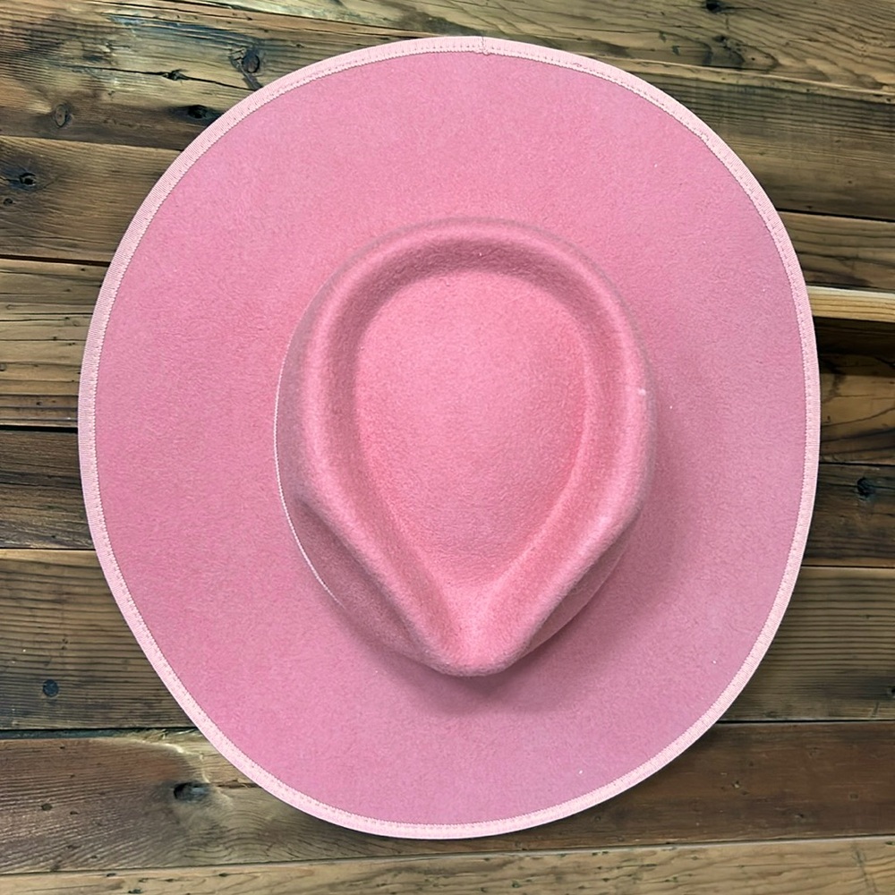 Olive & Pique Pink Felt Hat